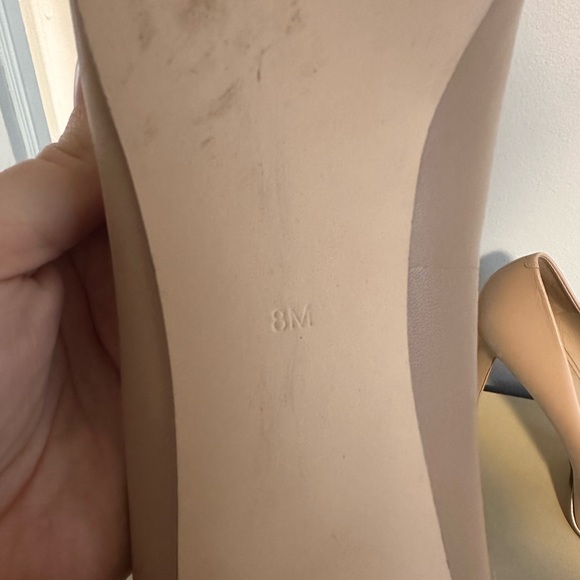 GUESS Heels - Picture 4 of 4